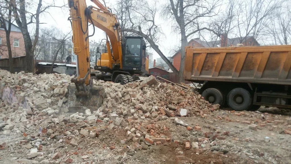 Вывоз мусора ОССиГ с выездом в Сосновом Боре в октябре